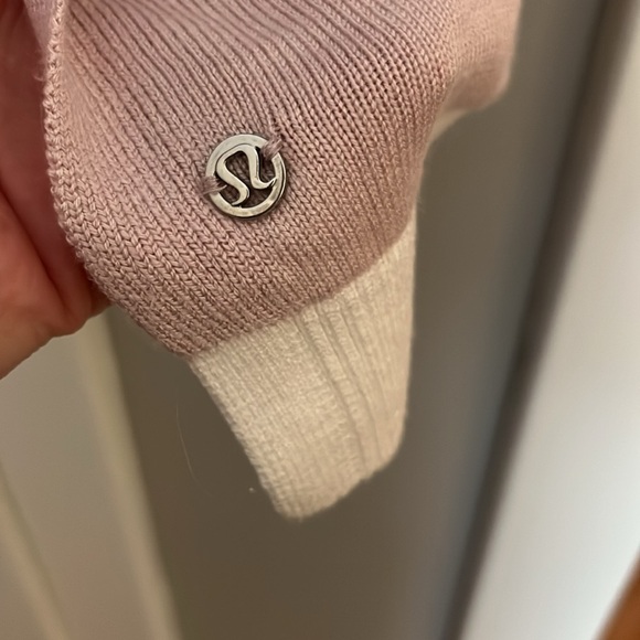 Lululemon Hatha Wrap Quicksand Pink Heathered Core Shawl One Size - Picture 3 of 7